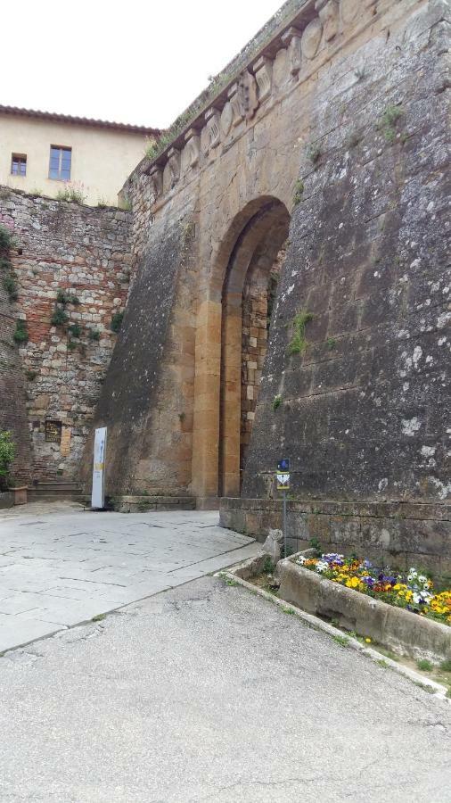 Montepulciano Stazione Appartamento In Palazzo Bucelli מראה חיצוני תמונה