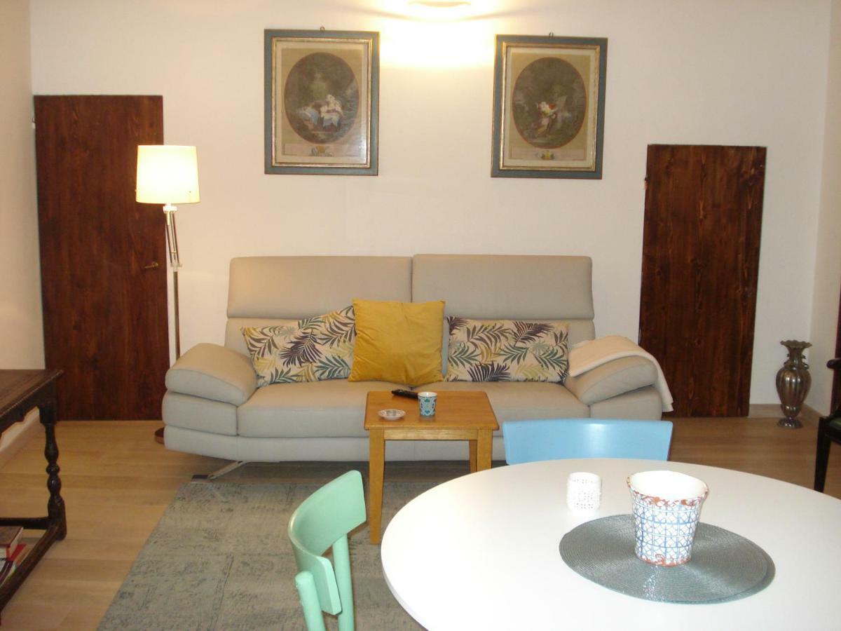 Montepulciano Stazione Appartamento In Palazzo Bucelli מראה חיצוני תמונה